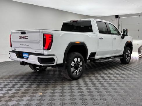 New 2026 GMC Sierra 2500 Denali w/ Denali Reserve Package AWD/4WD image 10