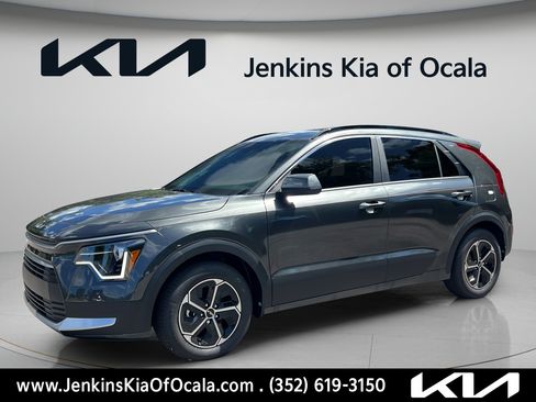 New 2026 Kia Niro LX FWD image 7