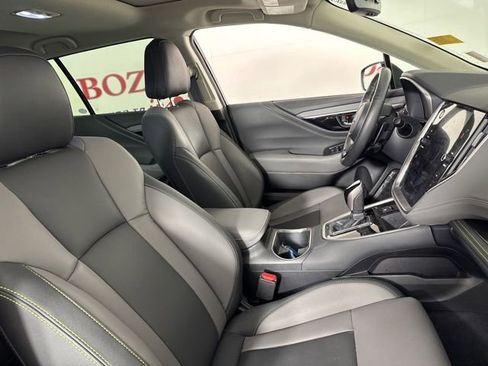 Used 2025 Subaru Outback Onyx Edition w/ Popular Package #2 image 16
