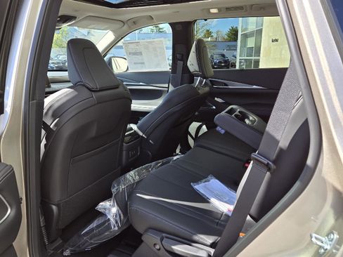 New 2026 INFINITI QX60 Luxe w/ Cargo Package AWD/4WD image 20