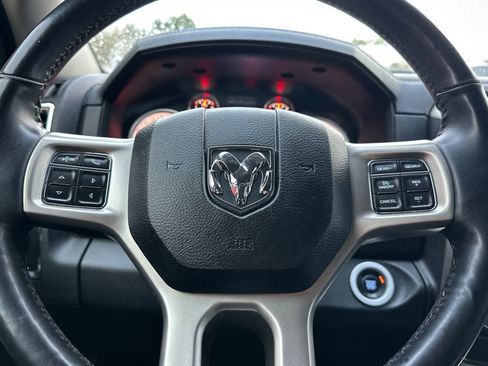 Used 2017 RAM 1500 Laramie w/ Convenience Group image 20