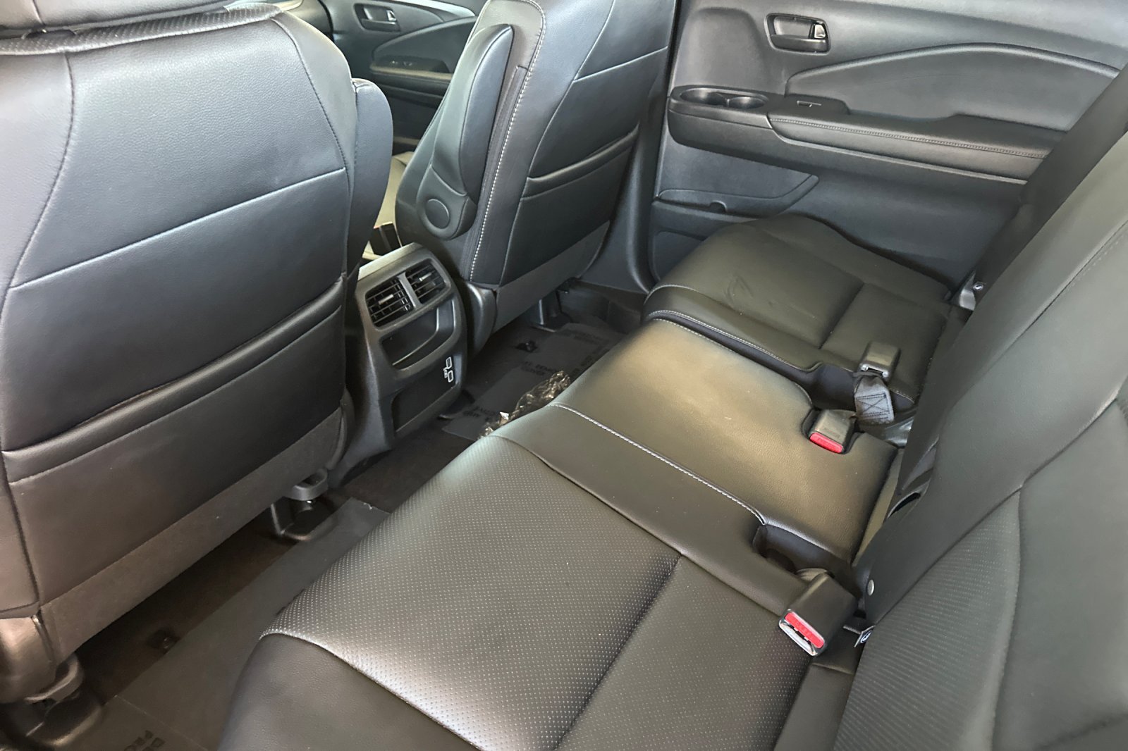 Used 2023 Honda Passport EX-L image 13