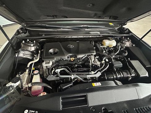 Used 2020 Toyota Camry LE FWD image 34