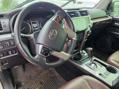 Used 2023 Toyota 4Runner Limited AWD/4WD image 4