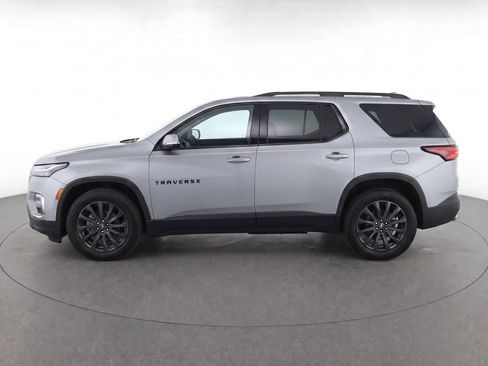 Used 2023 Chevrolet Traverse RS FWD image 6