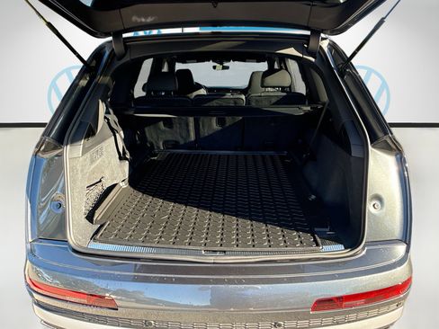 Used 2022 Audi SQ7 Premium Plus image 28