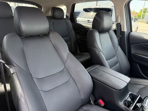 Used 2023 MAZDA CX-9 Touring Plus AWD/4WD image 37