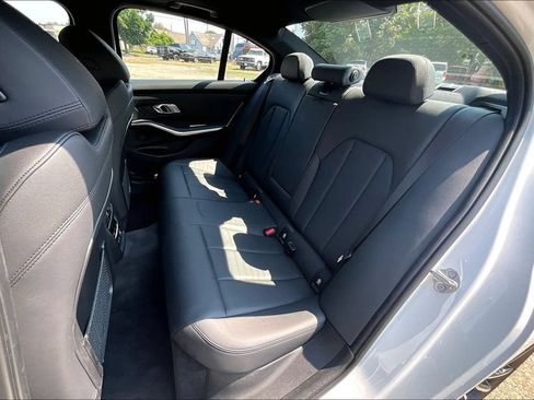 Used 2020 BMW 330i Sedan w/ Premium Package RWD image 20