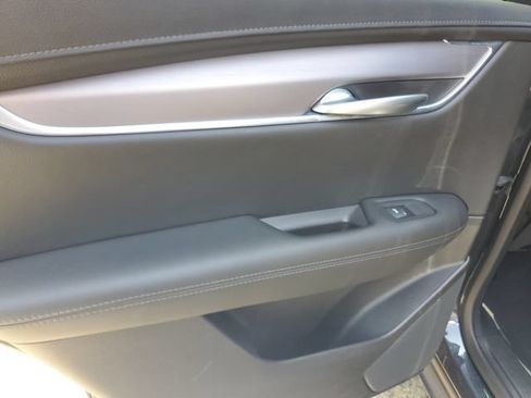 Certified 2023 Cadillac XT5 Luxury FWD image 14