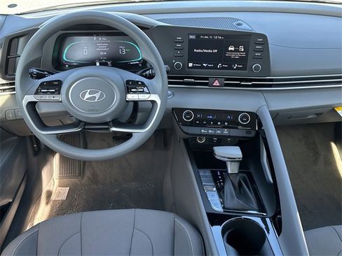 New 2026 Hyundai Elantra Blue image 22