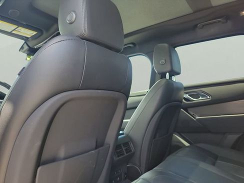 Used 2025 Land Rover Range Rover Velar Dynamic SE AWD/4WD image 6