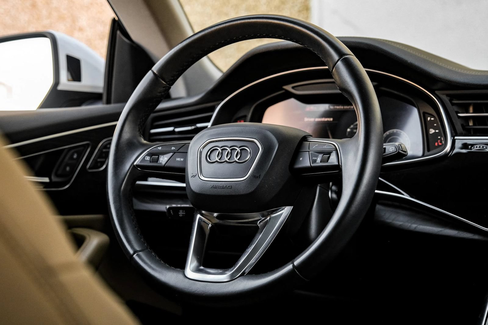 Used 2023 Audi Q8 Premium w/ Convenience Package AWD/4WD image 16