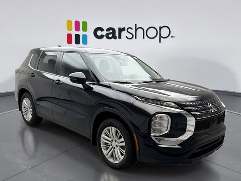Used 2023 Mitsubishi Outlander ES image 6