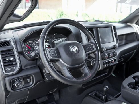 Used 2024 RAM 2500 Tradesman w/ Chrome Appearance Group image 21