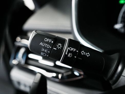 Used 2023 Acura MDX SH-AWD w/ Advance Package image 24