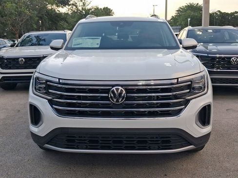 New 2026 Volkswagen Atlas SE FWD image 2