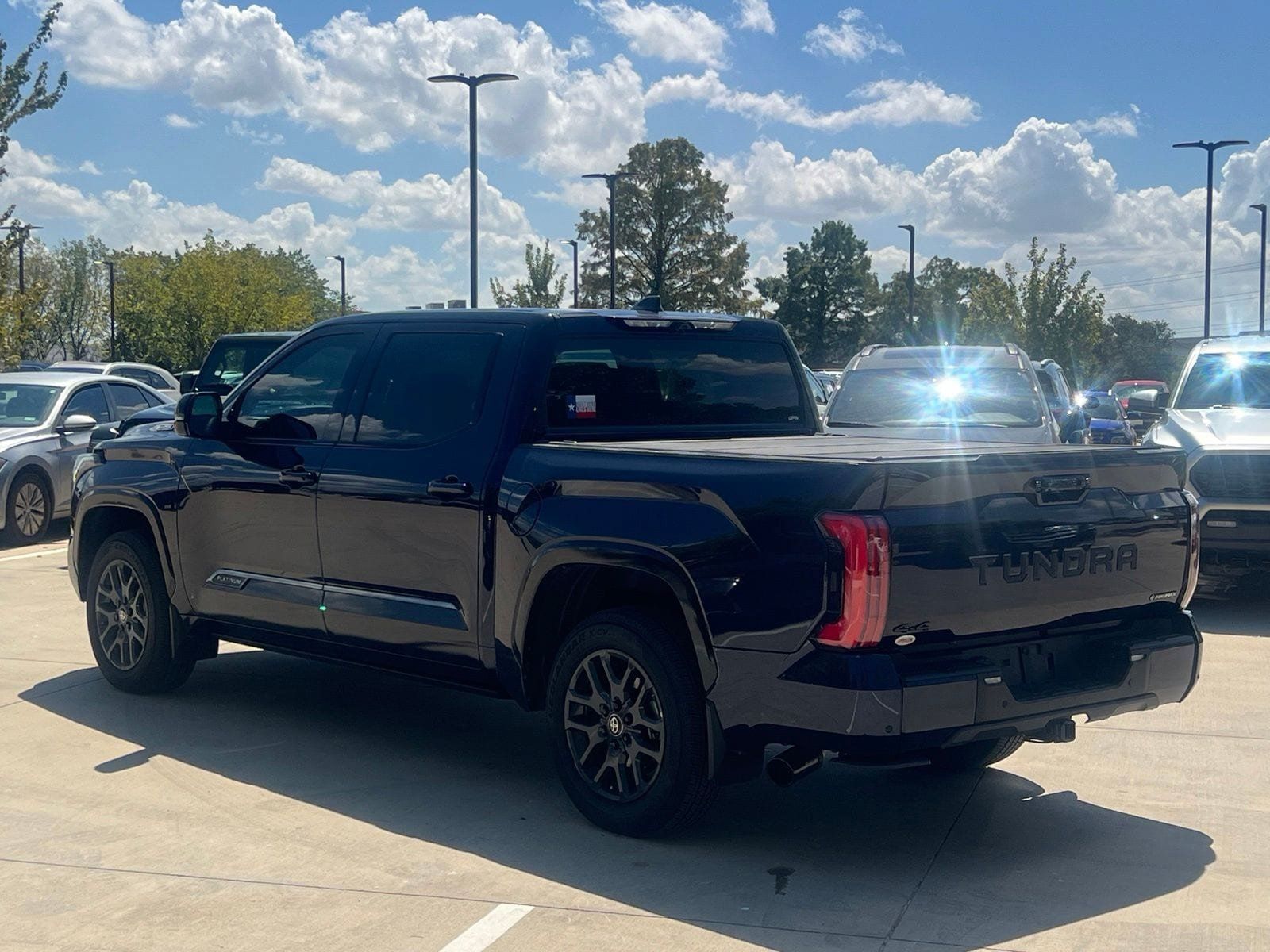 Used 2025 Toyota Tundra Platinum AWD/4WD image 11