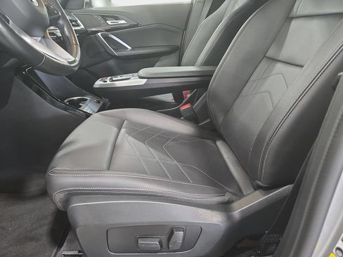 Used 2023 BMW X1 xDrive28i AWD/4WD image 18