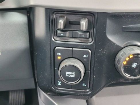New 2026 Ford F250 XLT w/ FX4 Off-Road Package image 19