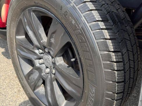 Used 2015 Ford F150 Platinum w/ Technology Package AWD/4WD image 26