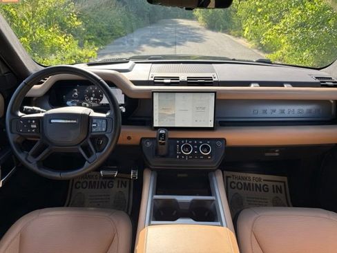 Used 2025 Land Rover Defender 110 X AWD/4WD image 21