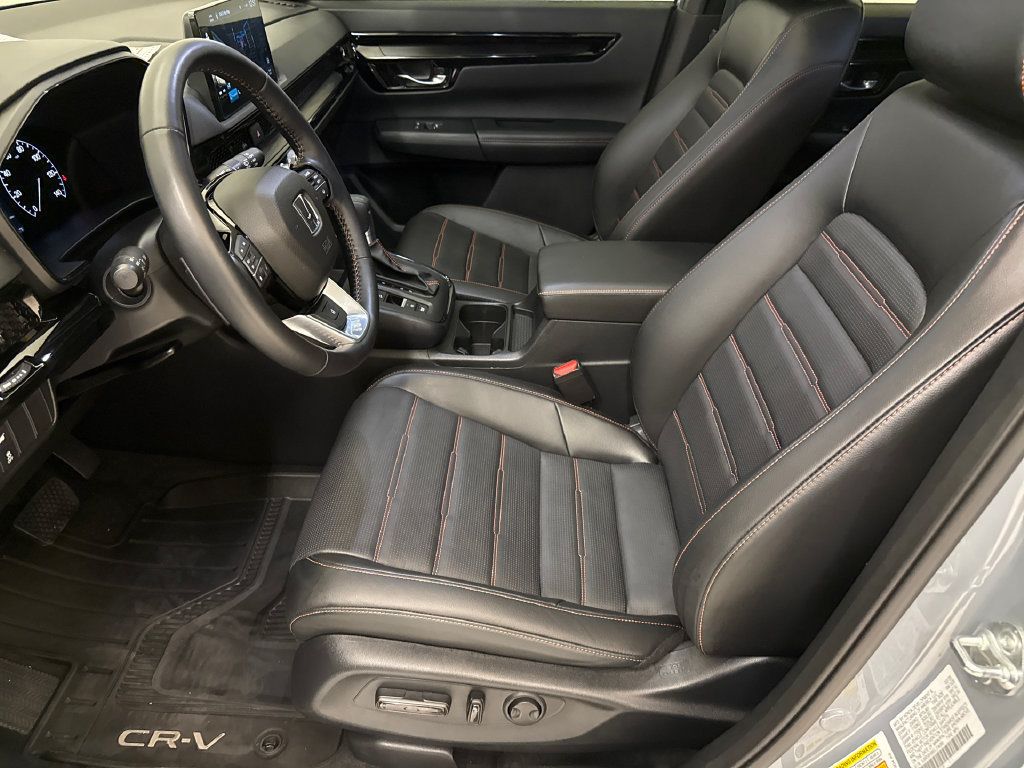 Used 2025 Honda CR-V Sport Touring image 19