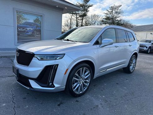 Used 2020 Cadillac XT6 Sport image 3