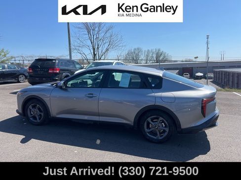 Certified 2025 Kia K4 LXS image 8