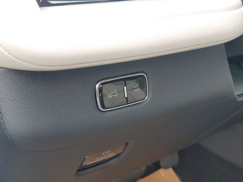 New 2026 Lincoln Navigator Reserve AWD/4WD image 15
