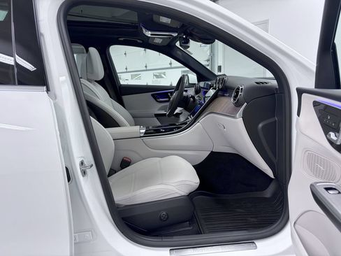 Certified 2026 Mercedes-Benz GLC 300 4MATIC image 18