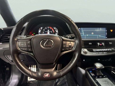 Used 2018 Lexus LS 500 F Sport w/ Accessory Package (Z1) AWD/4WD image 19