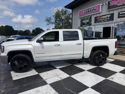 Used 2018 GMC Sierra 1500 SLT AWD/4WD image 8