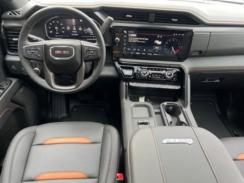 Used 2026 GMC Sierra 2500 AT4 w/ AT4 Premium Plus Package AWD/4WD image 6