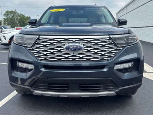 Used 2024 Ford Explorer Platinum w/ Technology Package AWD/4WD image 16