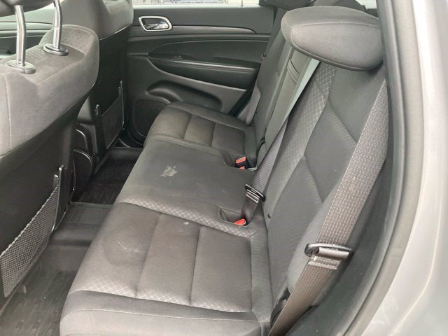 Used 2019 Jeep Grand Cherokee Laredo AWD/4WD image 22