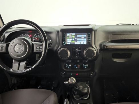 Used 2015 Jeep Wrangler Unlimited Sport w/ Quick Order Package 23S AWD/4WD image 20