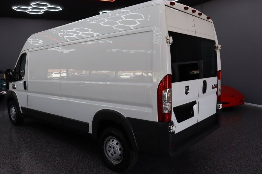 Used 2017 RAM ProMaster 2500 FWD image 3