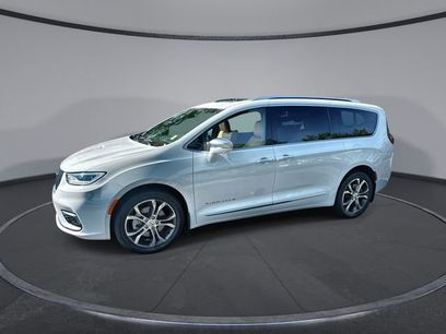 Used 2021 Chrysler Pacifica Pinnacle