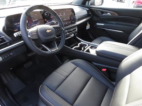 New 2026 Chevrolet Traverse High Country w/ LPO, Floor Liner Package image 15