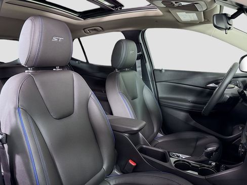 New 2026 Buick Encore GX Sport Touring w/ Advanced Technology Package image 28