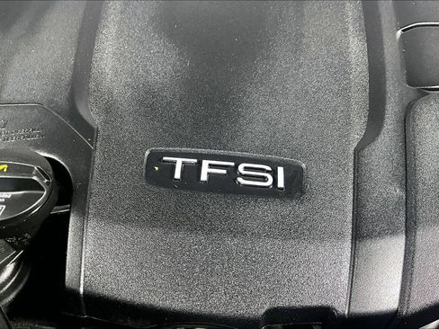 Used 2018 Audi Q5 Prestige AWD/4WD image 31