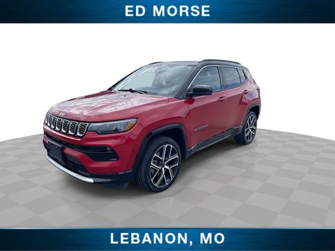 Used 2025 Jeep Compass Limited w/ Elite Group AWD/4WD image 4