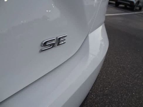 Used 2025 Toyota Camry SE FWD image 39