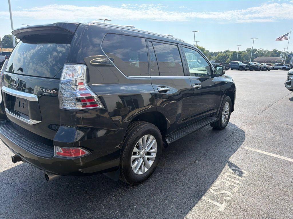 Used 2023 Lexus GX 460 Premium w/ Premium Package AWD/4WD image 4
