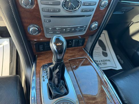 Used 2018 INFINITI QX80 4WD w/ Driver Assistance Package image 16