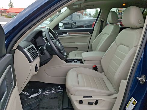 Used 2018 Volkswagen Atlas SEL Premium image 14