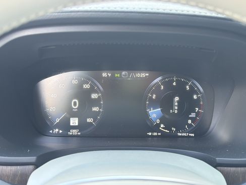 Used 2021 Volvo V90 T6 Cross Country AWD/4WD image 21