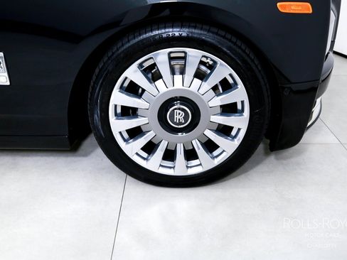 Used 2020 Rolls-Royce Phantom Sedan RWD image 42