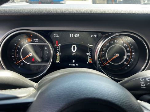 Used 2023 Jeep Wrangler Unlimited Sport AWD/4WD image 22