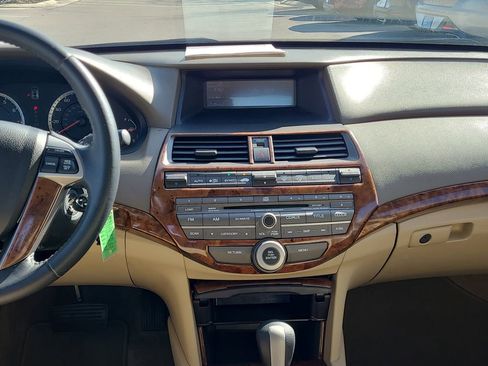 Used 2010 Honda Accord EX-L image 23